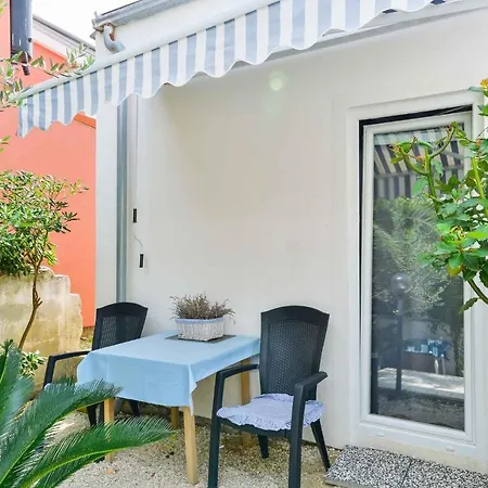 In - Insel 41282 Apartamento *